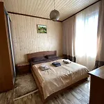 Five House Villa Skhidnytsia