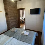 Villa Five House *