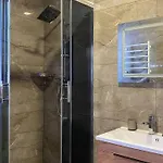 Five House Skhidnytsia