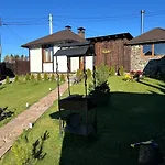 Βίλα Five House *