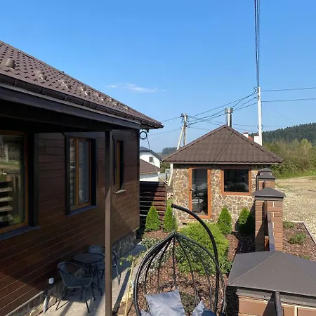 Five House Villa Skhidnytsia