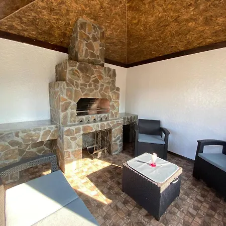 Five House Villa *