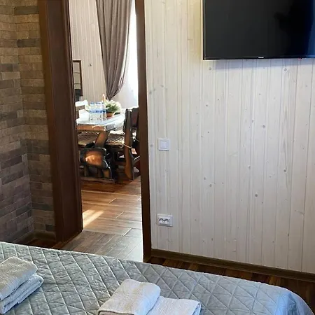 Five House Villa Skhidnytsia