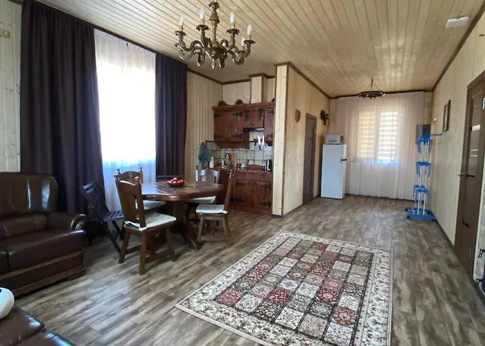 Five House Villa