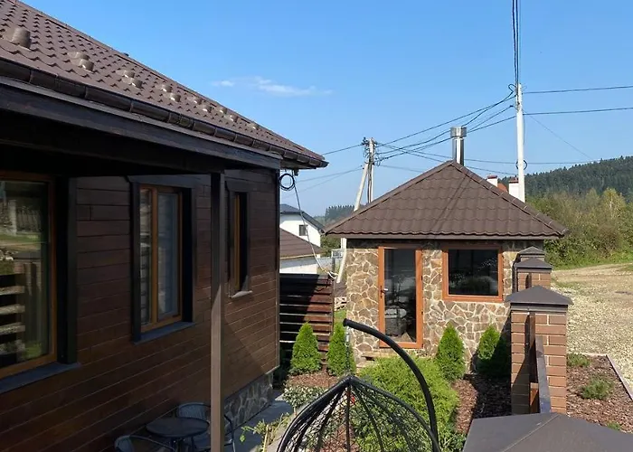 Five House Villa Skhidnytsia