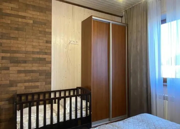 Five House Skhidnytsia