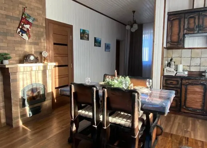 Five House Villa *