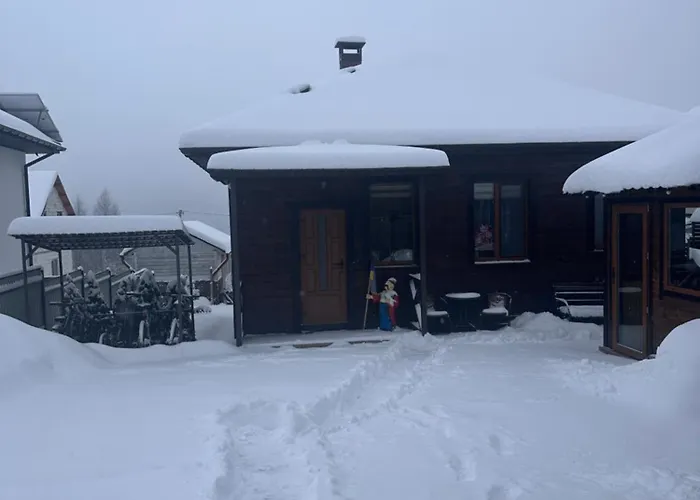 Five House *