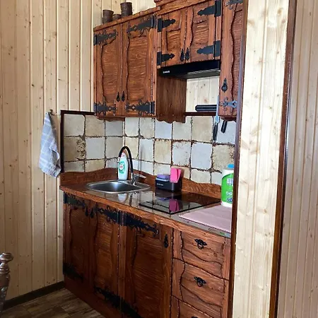 فيلة Five House *